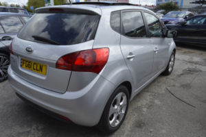 2011 Kia Venga 1.6 3 in Silver — image 2