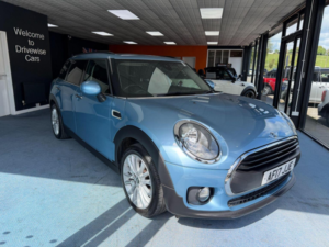 2017 MINI Clubman 1.5 One D Euro 6 (s/s) 6dr in Blue — image 3