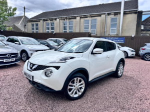 2016 Nissan Juke 1.2 Dig-T N-Connecta Euro 6 (s/s) 5dr in White — image 3