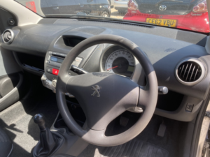 2013 Peugeot 107 1.0 12v Active in Silver — image 4
