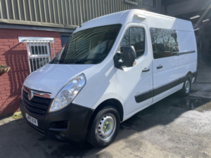2019 Vauxhall Movano 2.3 Cdti 3500 Crewcab Mess Unit in White — image 2