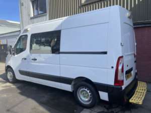 2019 Vauxhall Movano 2.3 Cdti 3500 Crewcab Mess Unit in White — image 4