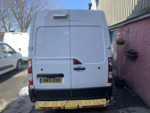 2019 Vauxhall Movano 2.3 Cdti 3500 Crewcab Mess Unit in White — image 5