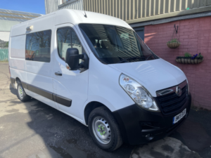 2019 Vauxhall Movano 2.3 Cdti 3500 Crewcab Mess Unit in White — image 6