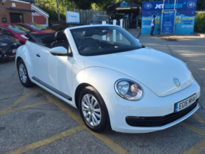 2016 Volkswagen Beetle 1.2 Tsi Bluemotion Tech Cabriolet Euro 6 (s/s) 2dr in White — image 6