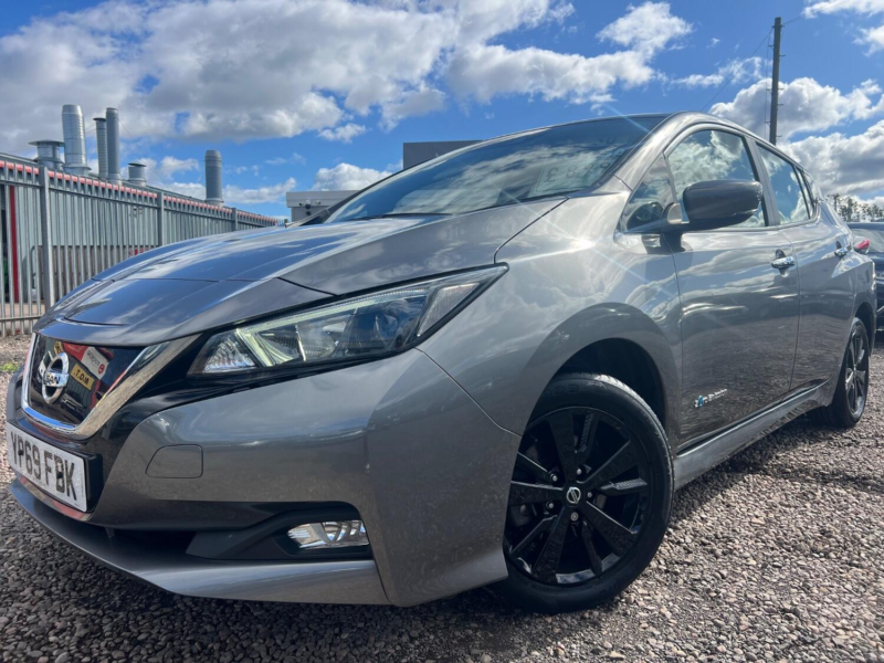 2019 Nissan Leaf 40kwh Acenta in Grey — image 1