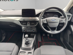 2019 Ford Focus 1.0t Ecoboost Titanium Euro 6 (s/s) 5dr in Red — image 2