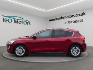 2019 Ford Focus 1.0t Ecoboost Titanium Euro 6 (s/s) 5dr in Red — image 3