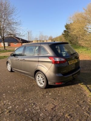 2016 Ford Grand C-Max 1.5 Tdci Zetec in Grey — image 3