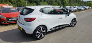 2014 Renault Clio 1.5 Dynamique S Medianav Dci 90 Stop & Start in White — image 3