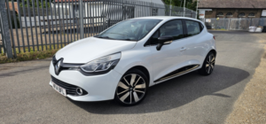 2014 Renault Clio 1.5 Dynamique S Medianav Dci 90 Stop & Start in White — image 6