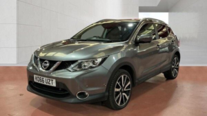 2017 Nissan Qashqai 1.6 Dci Tekna 4WD Euro 6 (s/s) 5dr in Grey — image 2