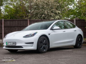 2022 Tesla Model 3 Auto Rwd 4dr in White — image 3