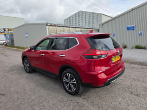 2017 Nissan X-Trail 1.6 Dci N-Connecta Euro 6 (s/s) 5dr in Red — image 4