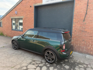 2013 MINI Clubman 2.0 Cooper D Auto Euro 5 5dr in Green — image 4