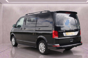 2023 Volkswagen Transporter 2.0 Transporter T28 Highline Tdi Semi-Auto in Black — image 4