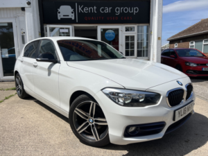 2018 BMW 1 Series 1.5 118i Sport 5-Door in White — image 3