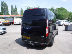2023 Ford Transit Custom 2.0 Transit Custom Limited Van 300 L2 2.0l Ecoblue 130ps Fwd 6 Speed Manual in Black — image 6