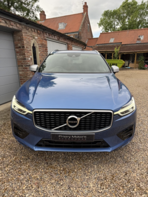 2018 Volvo Xc60 2.0 R-Design Pro T5 AWD in Blue — image 6