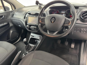 2016 Renault Captur 0.9 Tce Energy Dynamique S Nav Euro 6 (s/s) 5dr — image 4
