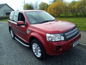 2012 Land Rover Freelander 2 2.2 Sd4 Hse Auto 4WD in Red — image 3