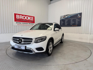 2016 Mercedes-Benz Glc 2.1 Glc220d Sport (premium) G-Tronic 4matic Euro 6 (s/s) 5dr in White — image 3