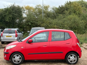 2010 Hyundai I10 1.2 Comfort Euro 4 5dr in Red — image 2