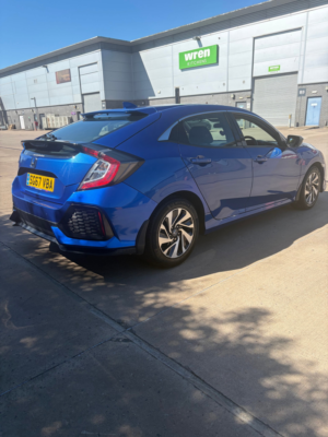 2017 Honda Civic 1.0 Vtec Turbo Se Hatchback 5dr Petrol CVT Euro 6 (s/s) (129 Ps) in Blue — image 4