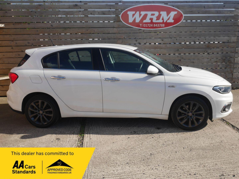 2016 Fiat Tipo 1.3 Multijetii Lounge Hatchback 5dr Diesel Manual Euro 6 (s/s) (95 Ps) in White — image 1