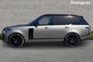 2019 Land Rover Range Rover 3.0 Sd V6 Vogue Auto 4WD Euro 6 (s/s) 5dr in Silver — image 4
