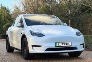 2024 Tesla Model Y (dual Motor) Long Range Auto 4wde 5dr in White — image 2