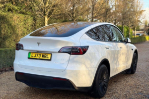 2024 Tesla Model Y (dual Motor) Long Range Auto 4wde 5dr in White — image 3