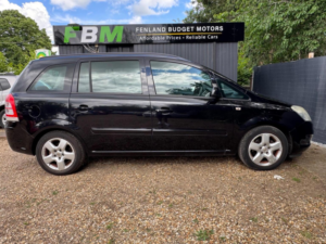 2008 Vauxhall Zafira 1.6 Exclusiv Euro 4 5dr in Black — image 5