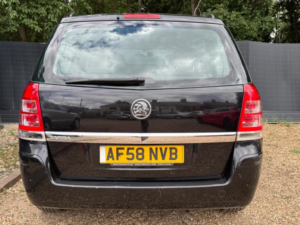 2008 Vauxhall Zafira 1.6 Exclusiv Euro 4 5dr in Black — image 6