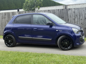 2015 Renault Twingo 1.0 Iconic Sce 70 Stop & Start in Purple — image 4