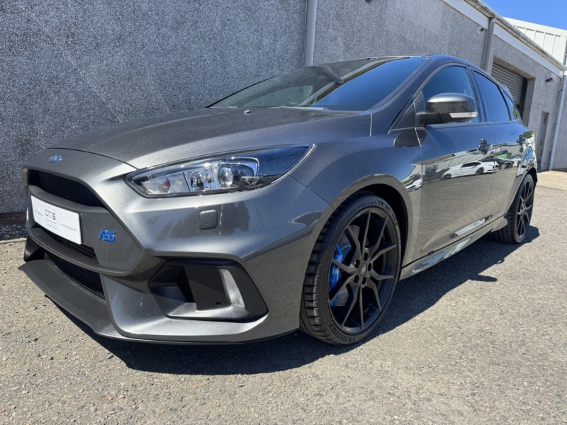 2018 Ford Focus 2.3 T Ecoboost Rs in Grey — image 1