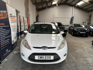 2011 Ford Fiesta 1.25 Zetec 3dr in White — image 2