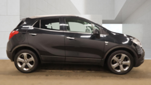 2014 Vauxhall Mokka 1.6 Se in Black — image 3