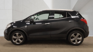 2014 Vauxhall Mokka 1.6 Se in Black — image 6
