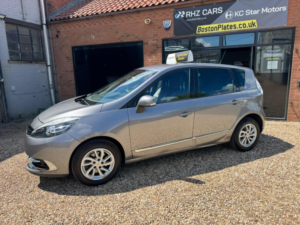 2015 Renault Scenic 1.5 Dci Energy Dynamique Tomtom Euro 5 (s/s) 5dr in Grey — image 5