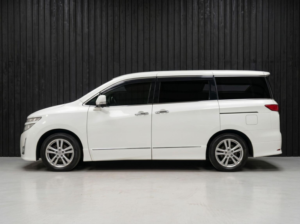 2023 Nissan Elgrand 3.5 Petrol - Top Spec - Mint Condition in Other — image 5