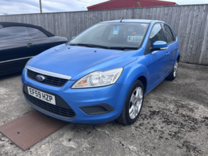 2010 Ford Focus 1.8 Style in Blue — image 3