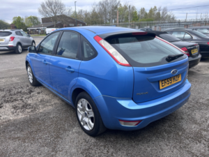 2010 Ford Focus 1.8 Style in Blue — image 4