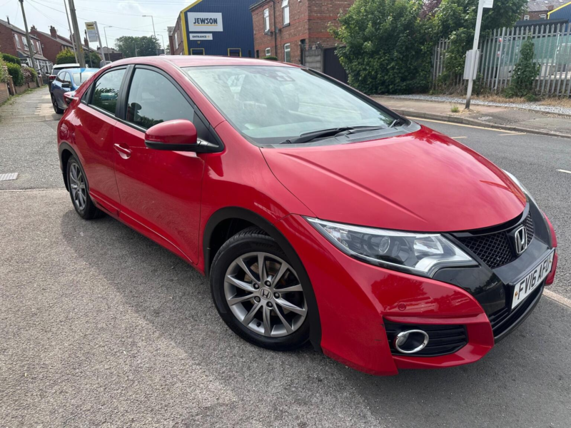 2016 Honda Civic 1.6 I-Dtec Se Plus (navi) Euro 5 (s/s) 5dr in Red — image 1