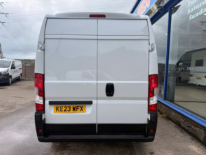2023 Peugeot Boxer 2.2 Bluehdi 335 Professional Premium + Panel Van 5dr Diesel Manual L3 H2 Euro 6 140 Ps in White — image 5