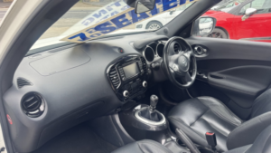 2015 Nissan Juke 1.5 Dci Tekna Diesel White 5dr Panroof+black Pack+low Tax+9 Stamps in White — image 2