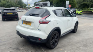 2015 Nissan Juke 1.5 Dci Tekna Diesel White 5dr Panroof+black Pack+low Tax+9 Stamps in White — image 4