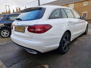2019 Mercedes-Benz C Class 2.0 C220d Sport (premium) Estate 5dr Diesel G-Tronic+ Euro 6 (s/s) (194 Ps) in White — image 4