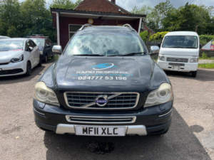 2011 Volvo Xc90 2.4 D5 Executive Geartronic 4x4 5dr in Black — image 2
