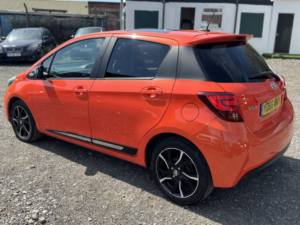 2016 Toyota Yaris 1.4 D-4d Orange Edition in Orange — image 5